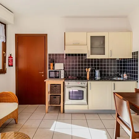 Mimosa 1 By Interhome شقة *